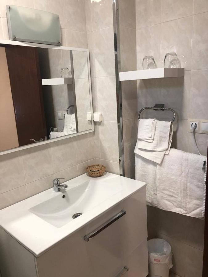 Pension Cantabrico Navia Bagian luar foto
